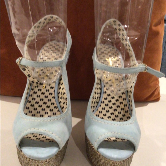 Sexy Platform Peep Toe - Picture 1 of 4